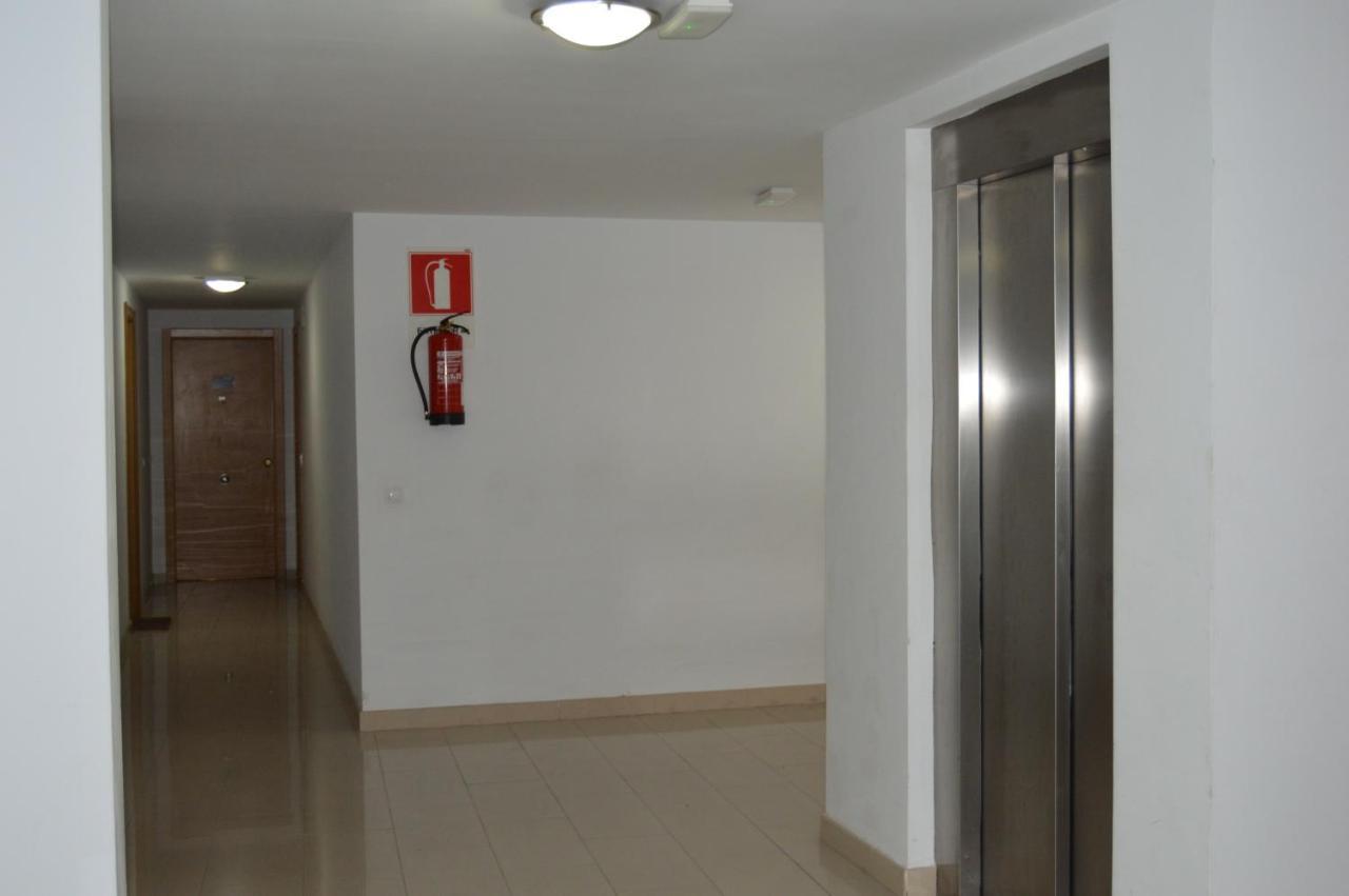 Bright, Modern Apartment In The Heart Of Arrecife Luaran gambar